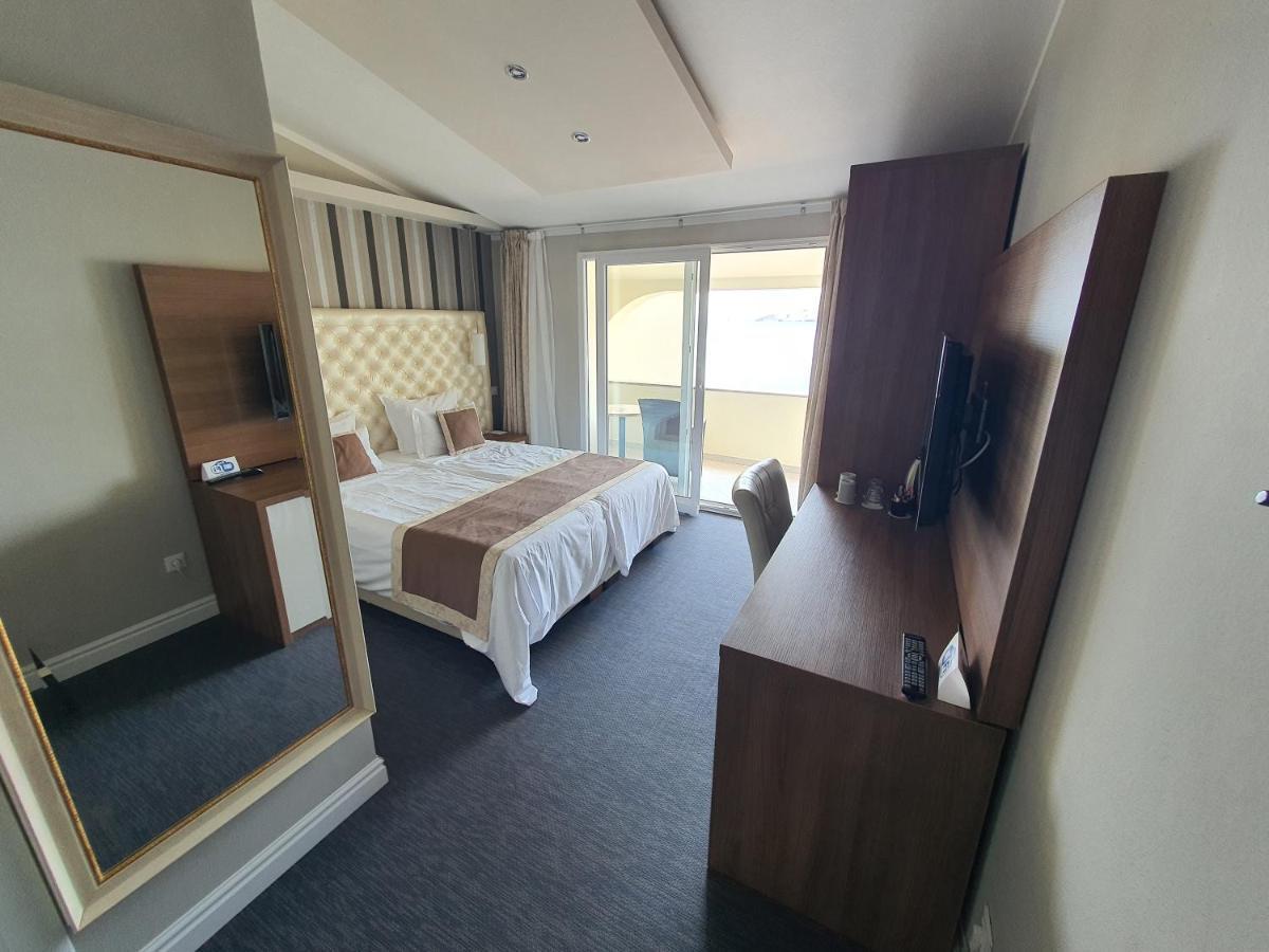 Rooms Nadia Stara Baska Bagian luar foto