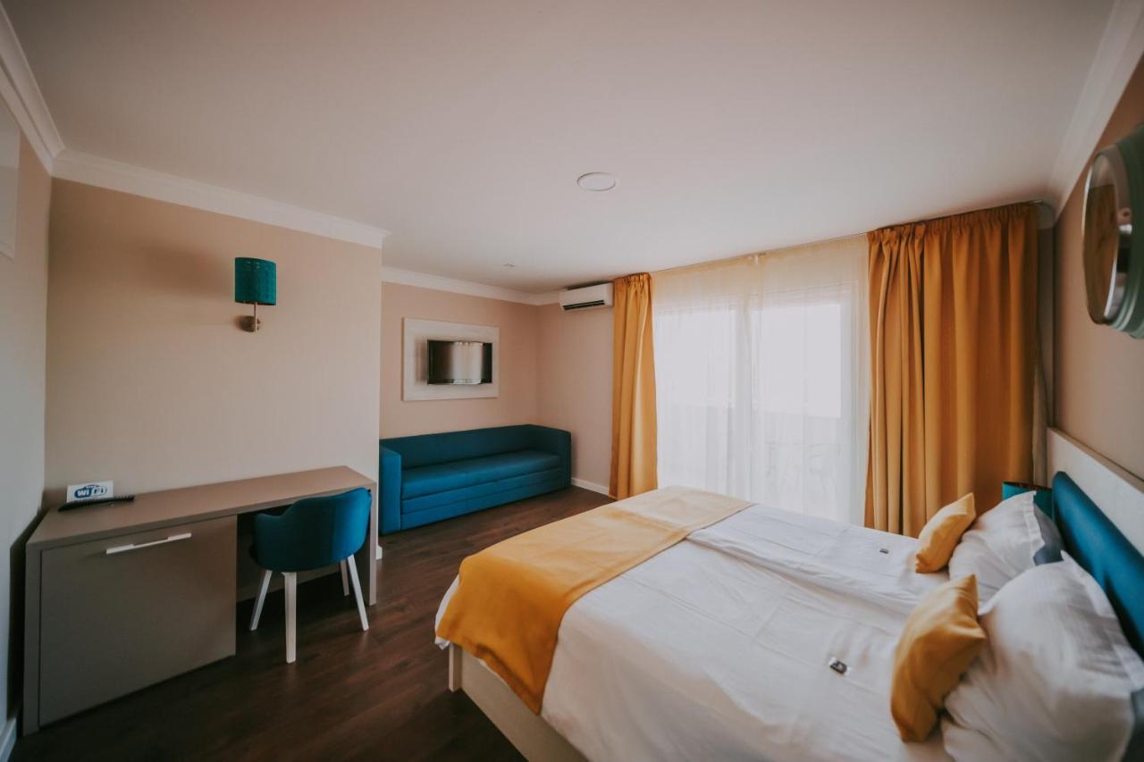 Rooms Nadia Stara Baska Bagian luar foto